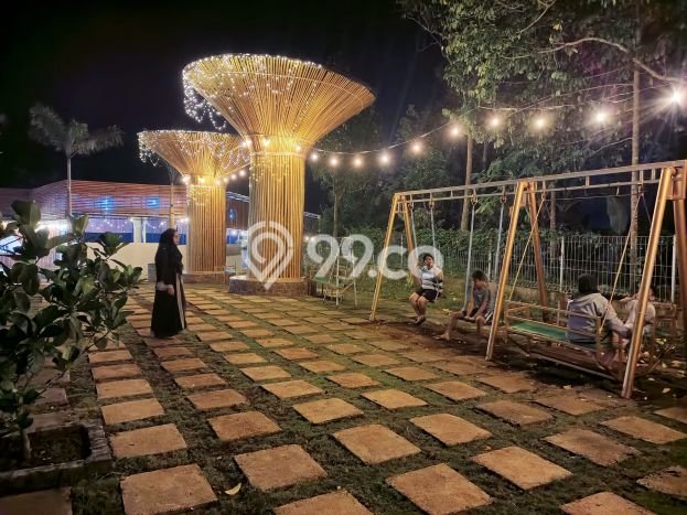 Area Ramai! Komersial Dijual di Parung Kuda untuk Bisnis Luas Bangunan 3750m2 Area Ramai! Komersial Dijual di Parung Kuda untuk Bisnis Luas Bangunan 3750m2