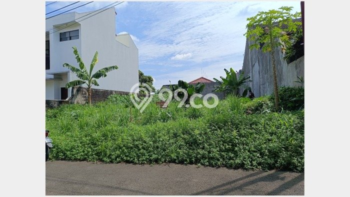 Lahan Dijual Lokasi Strategis di Bogor dengan Luas 300m2 Lahan Dijual Lokasi Strategis di Bogor dengan Luas 300m2
