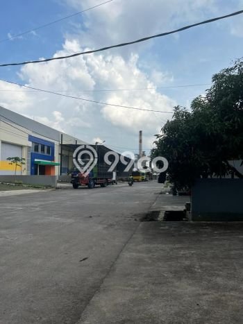 Gudang Dijual di Bandung LT 660m2 & LB 576m2 Lokasi Terbaik! Gudang Dijual di Bandung LT 660m2 & LB 576m2 Lokasi Terbaik!