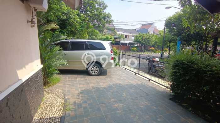 Jual Rumah Eksklusif 5 KT di Kemang Pratama, Bekasi Jual Rumah Eksklusif 5 KT di Kemang Pratama, Bekasi