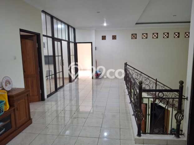 Dijual Rumah Mewah Elegan Dengan View Cantik di Kemang Pratama, Bekasi Dijual Rumah Mewah Elegan Dengan View Cantik di Kemang Pratama, Bekasi