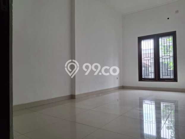 Rumah Luas Asri 4 KT Siap Huni di Kemang Pratama Bekasi Rumah Luas Asri 4 KT Siap Huni di Kemang Pratama Bekasi