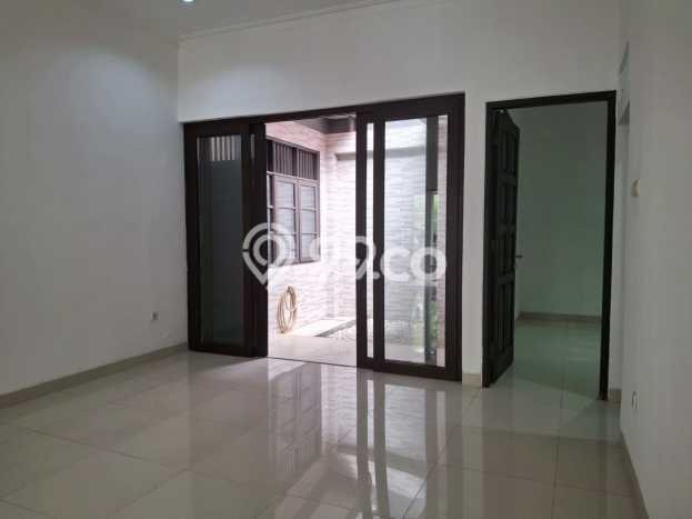 Rumah Luas Asri 4 KT Siap Huni di Kemang Pratama Bekasi Rumah Luas Asri 4 KT Siap Huni di Kemang Pratama Bekasi