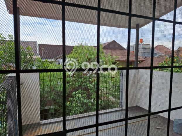 Rumah Luas Asri 4 KT Siap Huni di Kemang Pratama Bekasi Rumah Luas Asri 4 KT Siap Huni di Kemang Pratama Bekasi