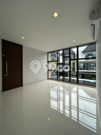 Ready to Use! Premium House LT 228m2 Desain Modern di Lebak Bulus Ready to Use! Premium House LT 228m2 Desain Modern di Lebak Bulus