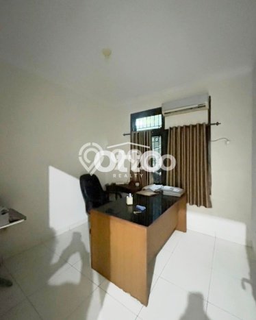 Hunian Elit LB 99m2 Siap Huni Desain Elegan di Bintaro, Tangerang Selatan Hunian Elit LB 99m2 Siap Huni Desain Elegan di Bintaro, Tangerang Selatan