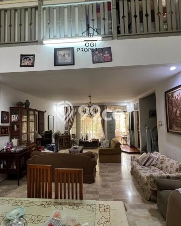 Rumah Elit Modern Tanpa Renovasi di Bintaro Jakarta Selatan Rumah Elit Modern Tanpa Renovasi di Bintaro Jakarta Selatan