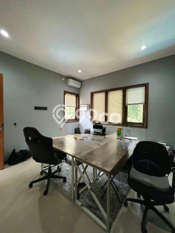 Rumah Mewah LB 300m2 Siap Huni Desain Elegan di Lebak Bulus, Jakarta Selatan Rumah Mewah LB 300m2 Siap Huni Desain Elegan di Lebak Bulus, Jakarta Selatan