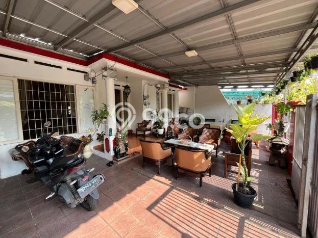 Rumah Strategis Modern Lb 170m2 di Pondok Aren, Tangerang Selatan Rumah Strategis Modern Lb 170m2 di Pondok Aren, Tangerang Selatan