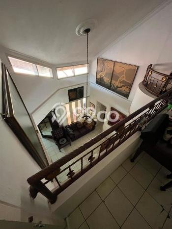 Rumah Strategis Modern Lb 170m2 di Pondok Aren, Tangerang Selatan Rumah Strategis Modern Lb 170m2 di Pondok Aren, Tangerang Selatan