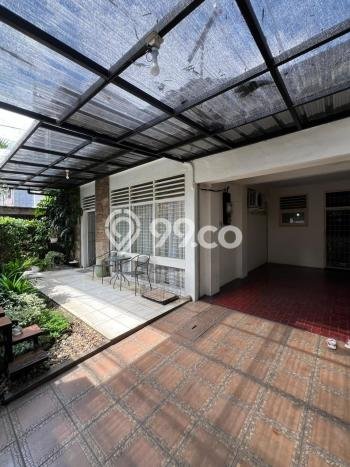 Rumah Luxury Modern Tanpa Renovasi di Bendungan Hilir Jakarta Pusat Rumah Luxury Modern Tanpa Renovasi di Bendungan Hilir Jakarta Pusat