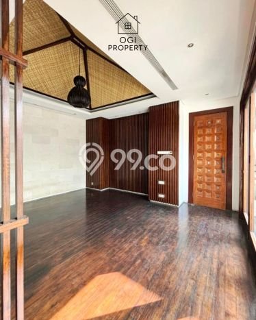 Rumah Luxury Modern Tanpa Renovasi di Pondok Indah Jakarta Selatan Rumah Luxury Modern Tanpa Renovasi di Pondok Indah Jakarta Selatan