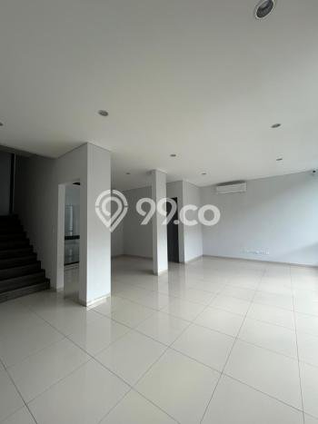 Jual Rumah Mewah Megah Dengan View Cantik di Lebak Bulus, Jakarta Selatan Jual Rumah Mewah Megah Dengan View Cantik di Lebak Bulus, Jakarta Selatan