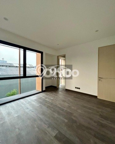 For Sale! Premium House LT 125m2 Desain Modern di Kemang For Sale! Premium House LT 125m2 Desain Modern di Kemang