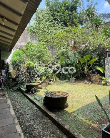 Rumah Elit Modern Tanpa Renovasi di Bintaro Jakarta Selatan Rumah Elit Modern Tanpa Renovasi di Bintaro Jakarta Selatan