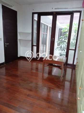 Siap Huni Hunian Elit 7 Kamar di Kelapa Gading Dekat ke Mana Saja Siap Huni Hunian Elit 7 Kamar di Kelapa Gading Dekat ke Mana Saja