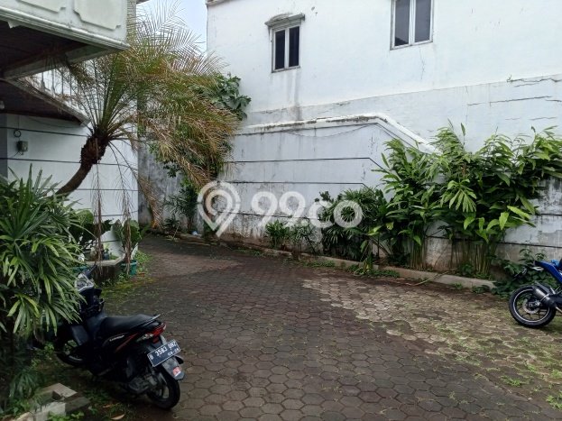 For Sale! Luxury House LT 465m2 Desain Elegan di Condet For Sale! Luxury House LT 465m2 Desain Elegan di Condet