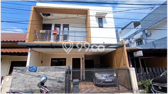 For Sale Rumah 4 Kamar Lokasi Ideal Bagus dan Strategis di Kebayoran Lama For Sale Rumah 4 Kamar Lokasi Ideal Bagus dan Strategis di Kebayoran Lama