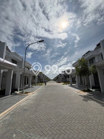 Rumah sewa siap huni 3 KT di Pantai Indah Kapuk 2, Jakarta Utara Rumah sewa siap huni 3 KT di Pantai Indah Kapuk 2, Jakarta Utara