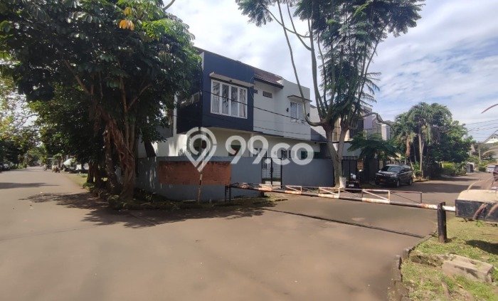 Rumah Luxury Modern Siap Huni di Bintaro Tangerang Selatan Rumah Luxury Modern Siap Huni di Bintaro Tangerang Selatan
