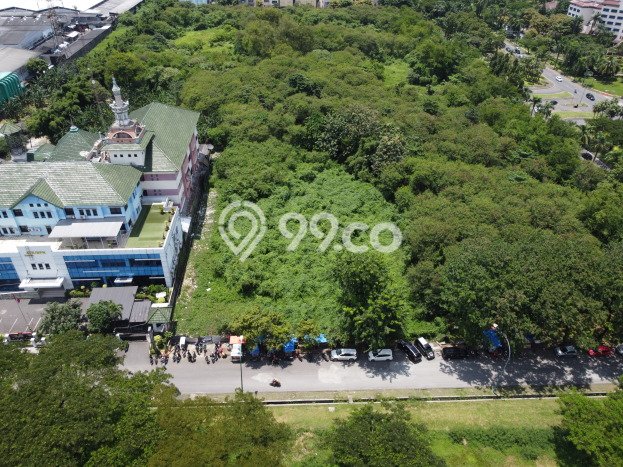 Tanah Dijual Lokasi Lippo Cikarang, Cikarang dengan Luas Tanah 3370m2 dan Status - Tanah Dijual Lokasi Lippo Cikarang, Cikarang dengan Luas Tanah 3370m2 dan Status -