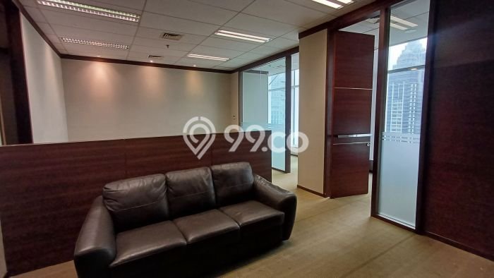 Kantor Dijual di Prime Area Jakarta Selatan Luas 221m2 Kantor Dijual di Prime Area Jakarta Selatan Luas 221m2