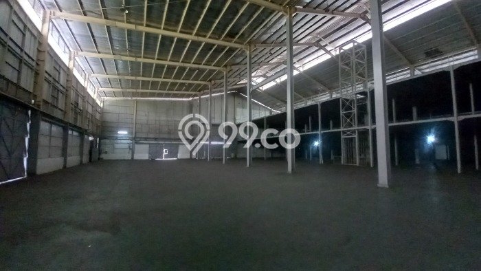 Area Ramai! Gudang Dijual di Cibitung untuk Bisnis Luas Bangunan 9736m2 Area Ramai! Gudang Dijual di Cibitung untuk Bisnis Luas Bangunan 9736m2