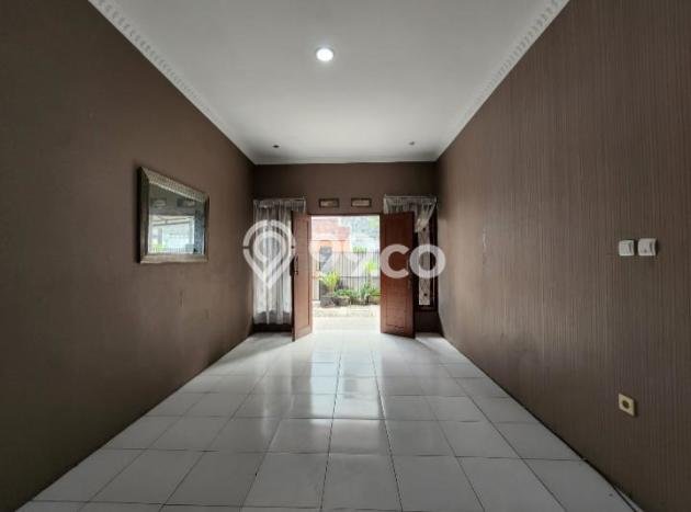 Dijual Rumah 4 Kamar Lokasi Ideal Bagus dan Strategis di Bojongsoang Dijual Rumah 4 Kamar Lokasi Ideal Bagus dan Strategis di Bojongsoang
