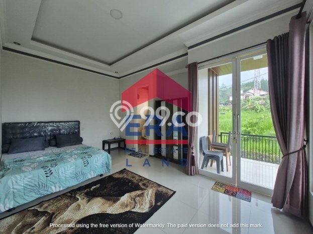HARGA MENARIK! Vila Kawasan Batu, Luas 236m2m², Area Strategis dengan akses bagus HARGA MENARIK! Vila Kawasan Batu, Luas 236m2m², Area Strategis dengan akses bagus