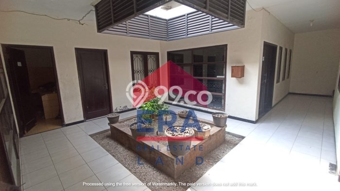 Dijual Rumah Luas Megah Dengan View Eksklusif di Surabaya Kota, Surabaya Dijual Rumah Luas Megah Dengan View Eksklusif di Surabaya Kota, Surabaya