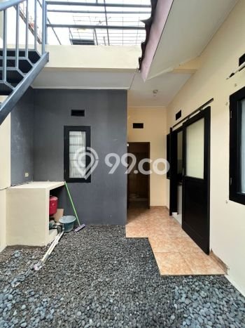 Dijual Rumah 3 Kamar Lokasi Strategis Nyaman dan Strategis di Kiaracondong Dijual Rumah 3 Kamar Lokasi Strategis Nyaman dan Strategis di Kiaracondong