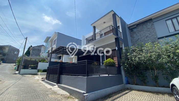 Vila di Lembang, Dimensi 187m2m², Cocok untuk berbagai kebutuhan Vila di Lembang, Dimensi 187m2m², Cocok untuk berbagai kebutuhan