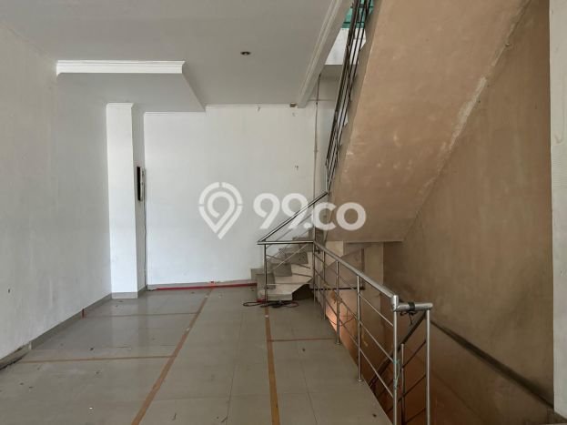 Ruko Bagus Dijual di Buah Batu Bandung Strategis Cocok untuk Kembangkan Bisnis Ruko Bagus Dijual di Buah Batu Bandung Strategis Cocok untuk Kembangkan Bisnis
