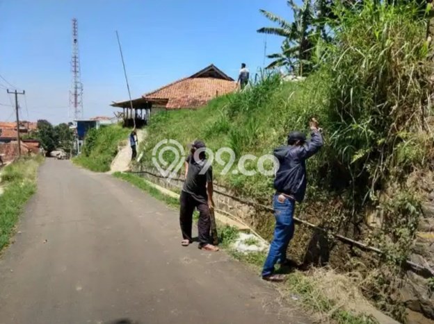 Kavling Tanah di Cimenyan Dijual Luas 366m2 Legalitas SHM Kavling Tanah di Cimenyan Dijual Luas 366m2 Legalitas SHM