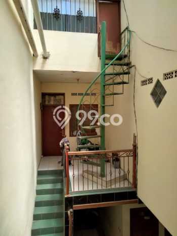 Rumah Kost untuk Dijual di BKR Punya 23 Kamar Rumah Kost untuk Dijual di BKR Punya 23 Kamar