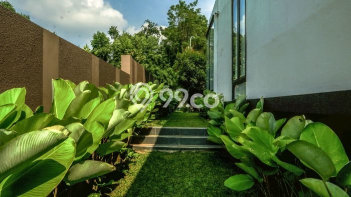 For Sale! Premium House LT 619m2 Desain Modern di Kota Baru Parahyangan For Sale! Premium House LT 619m2 Desain Modern di Kota Baru Parahyangan
