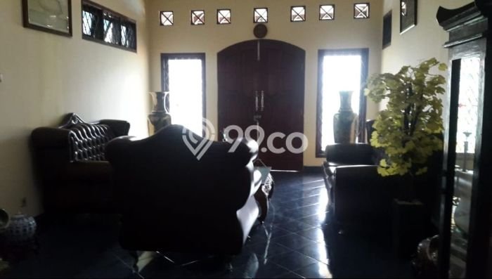 Dijual Rumah Mewah Megah Dengan View Eksklusif di Cibubur, Jakarta Timur Dijual Rumah Mewah Megah Dengan View Eksklusif di Cibubur, Jakarta Timur