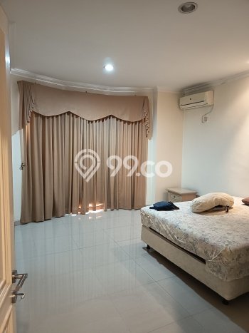 Jual Rumah Mewah Elegan Dengan View Eksklusif di Cibubur, Depok Jual Rumah Mewah Elegan Dengan View Eksklusif di Cibubur, Depok