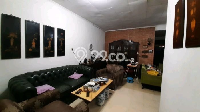 Siap Huni Hunian Elit 4 Kamar di Cilandak Dekat ke Mana Pun Siap Huni Hunian Elit 4 Kamar di Cilandak Dekat ke Mana Pun