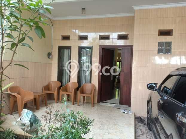 Ready to Use! Premium House LT 300m2 Desain Elegan di Cibubur Ready to Use! Premium House LT 300m2 Desain Elegan di Cibubur