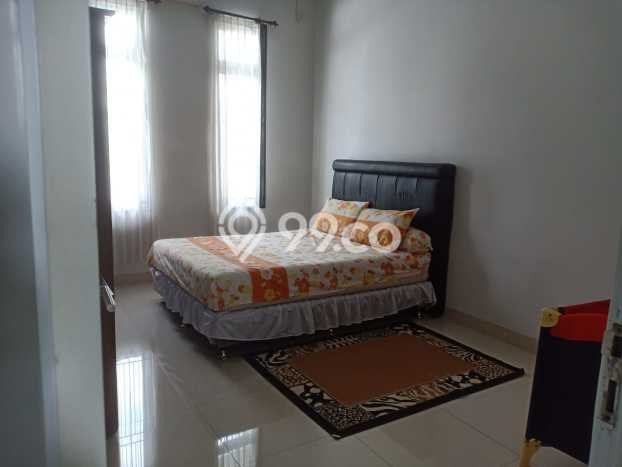 Ready to Use! Premium House LT 300m2 Desain Elegan di Cibubur Ready to Use! Premium House LT 300m2 Desain Elegan di Cibubur
