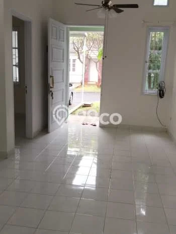 Rumah sewa siap huni 2 KT di Kota Wisata, Jakarta Timur Rumah sewa siap huni 2 KT di Kota Wisata, Jakarta Timur