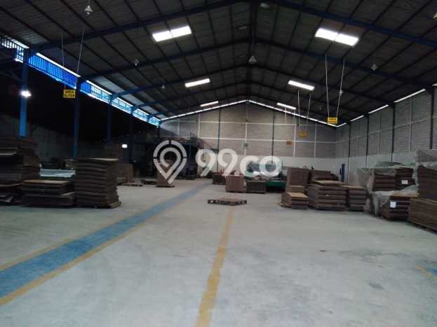 Gudang Dijual di Bogor LT 4100m2 & LB 3000m2 Lokasi Terbaik! Gudang Dijual di Bogor LT 4100m2 & LB 3000m2 Lokasi Terbaik!