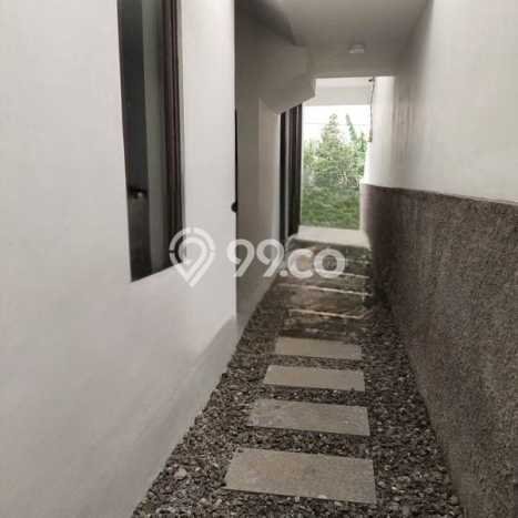 Rumah Modern Minimalis 4 KT Bisa Langsung Pindah di BSD Rumah Modern Minimalis 4 KT Bisa Langsung Pindah di BSD