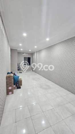 Area Ramai! Ruko Dijual di Cengkareng untuk Bisnis Luas Bangunan 236m2 Area Ramai! Ruko Dijual di Cengkareng untuk Bisnis Luas Bangunan 236m2