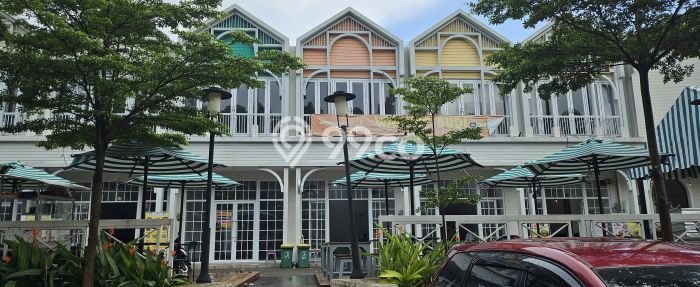 Ruko Dijual di Prime Area Jakarta Barat Luas 126m2 Ruko Dijual di Prime Area Jakarta Barat Luas 126m2