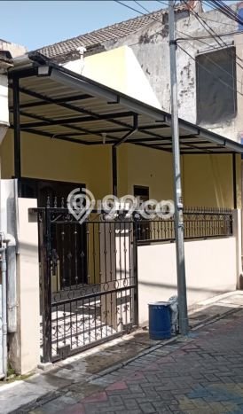 Dijual Rumah Strategis Bagus Punya 3 KT di Sukolilo Surabaya SHM Dijual Rumah Strategis Bagus Punya 3 KT di Sukolilo Surabaya SHM