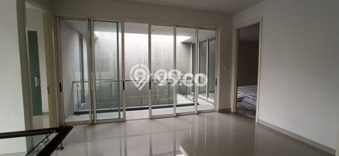 Dijual Rumah Elit Exclusive di Lakarsantri, Surabaya Dijual Rumah Elit Exclusive di Lakarsantri, Surabaya