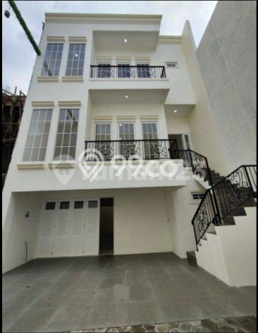 For Sale! Premium House LT 96m2 Desain Elegan di Pulomas For Sale! Premium House LT 96m2 Desain Elegan di Pulomas