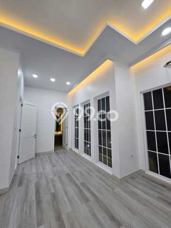 For Sale! Premium House LT 96m2 Desain Elegan di Pulomas For Sale! Premium House LT 96m2 Desain Elegan di Pulomas